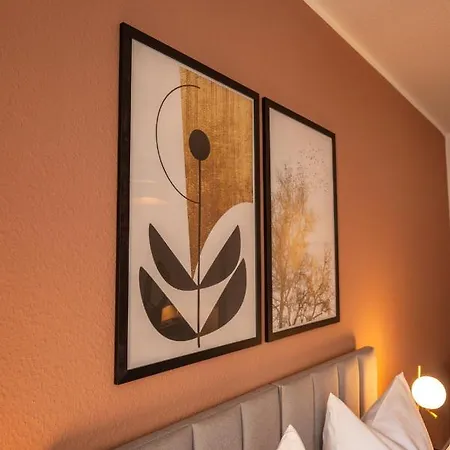 Appartement Maremar - Design - Luxus Boxspringbett - Zentral - Kueche - Arbeitsplatz - Highspeed Wlan Gera