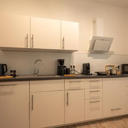 Maremar - Design - Luxus Boxspringbett - Zentral - Kueche - Arbeitsplatz - Highspeed Wlan