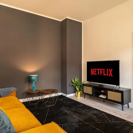 Apartment Maremar - Design - Luxus Boxspringbett - Zentral - Kueche - Arbeitsplatz - Highspeed Wlan Gera