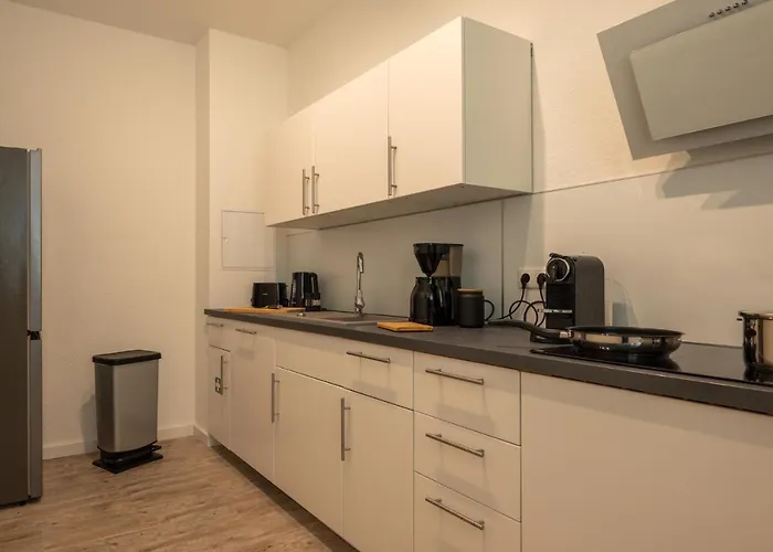 Maremar - Design - Luxus Boxspringbett - Zentral - Küche - Arbeitsplatz - Highspeed Wlan Gera