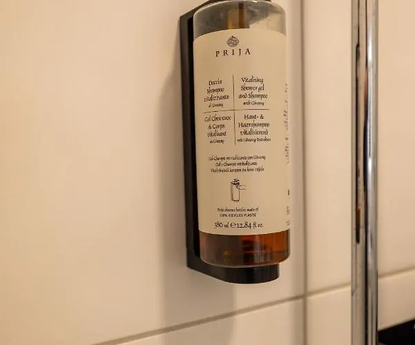 Maremar - Design - Luxus Boxspringbett - Zentral - Küche - Arbeitsplatz - Highspeed Wlan Apartment Gera