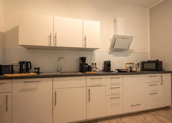 Maremar - Design - Luxus Boxspringbett - Zentral - Kueche - Arbeitsplatz - Highspeed Wlan