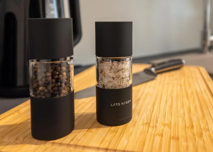 Apartment Maremar - Design - Luxus Boxspringbett - Zentral - Küche - Arbeitsplatz - Highspeed Wlan *