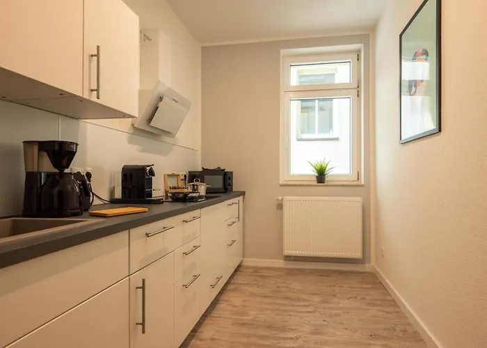 Maremar - Design - Luxus Boxspringbett - Zentral - Küche - Arbeitsplatz - Highspeed Wlan